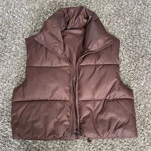 Women's Zip Up Cropped Quilted Puffer Vest